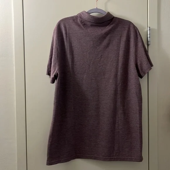 Polo shirt in light purple. Excellent condition. - Picture 2 of 4